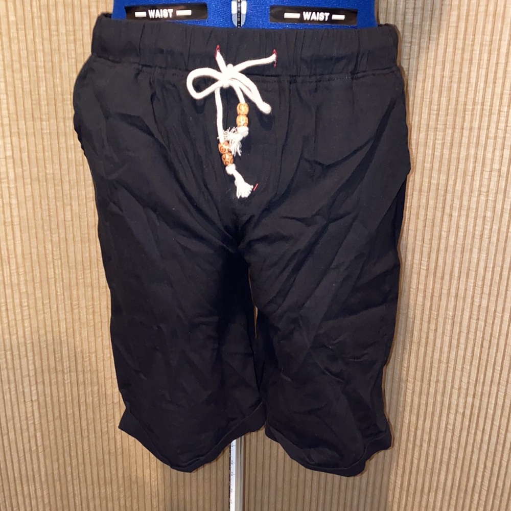 Women’s black cotton/linen shorts, Size XL